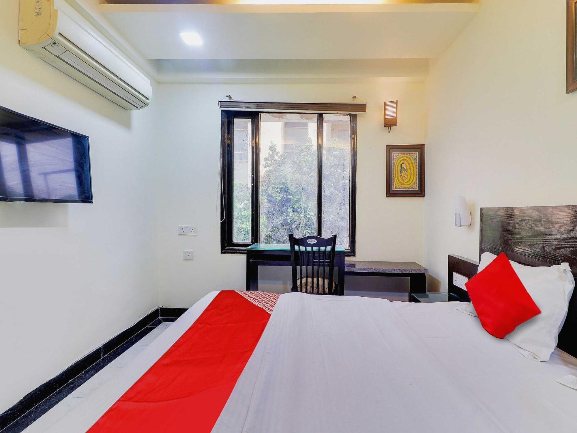 Oyo Flagship Hotel Rudra Palace Agra  Esterno foto