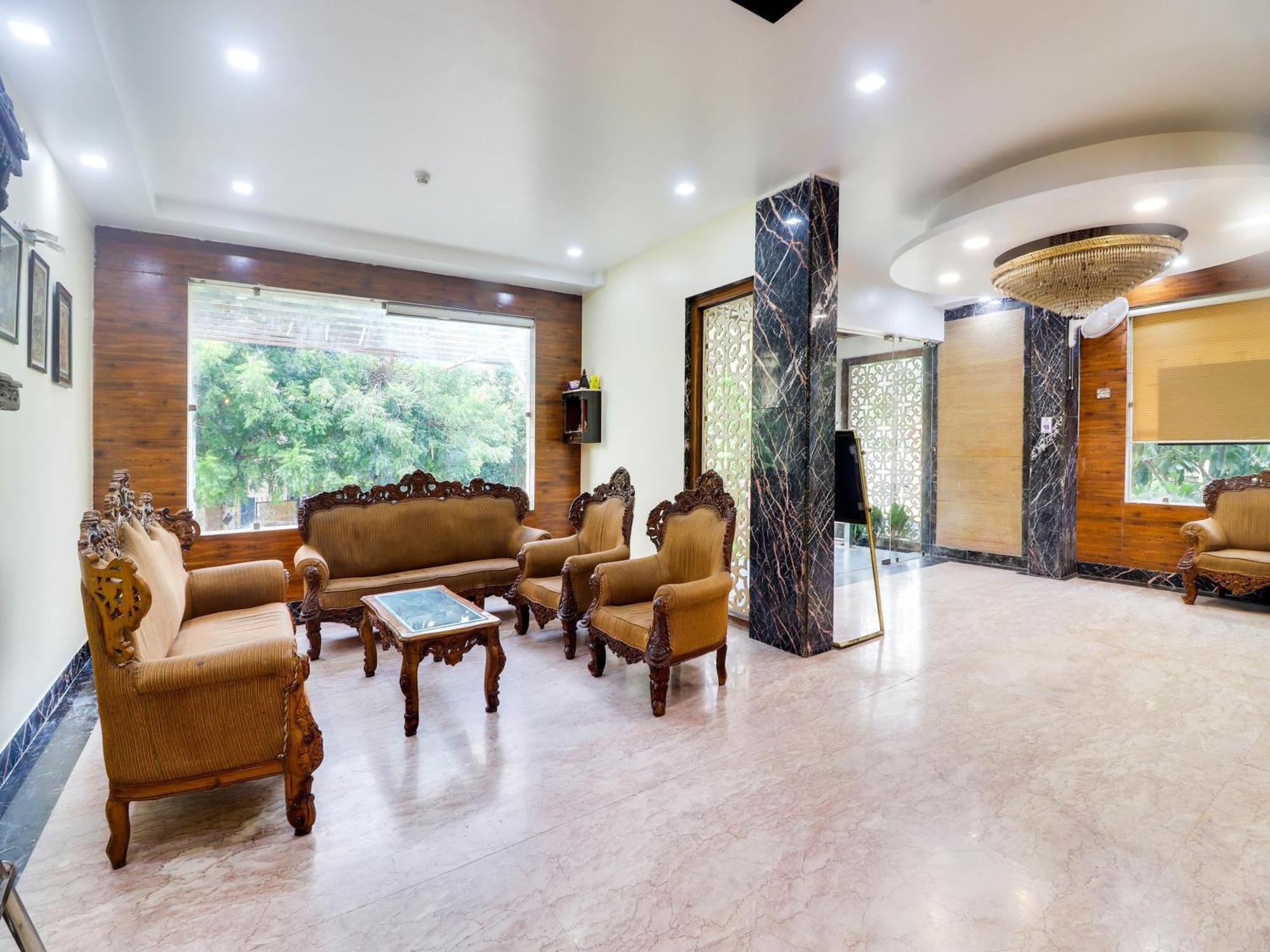 Oyo Flagship Hotel Rudra Palace Agra  Esterno foto