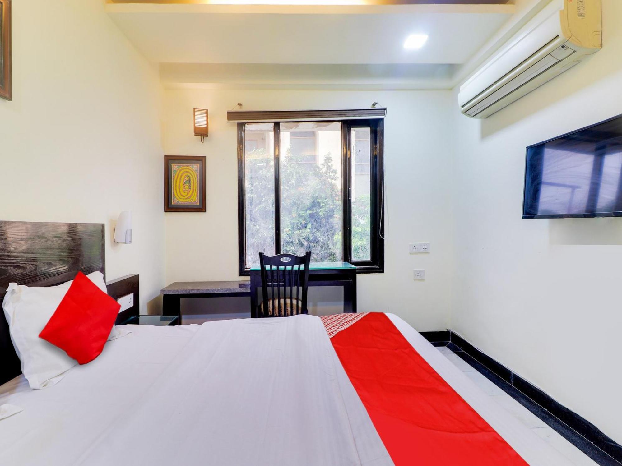 Oyo Flagship Hotel Rudra Palace Agra  Esterno foto