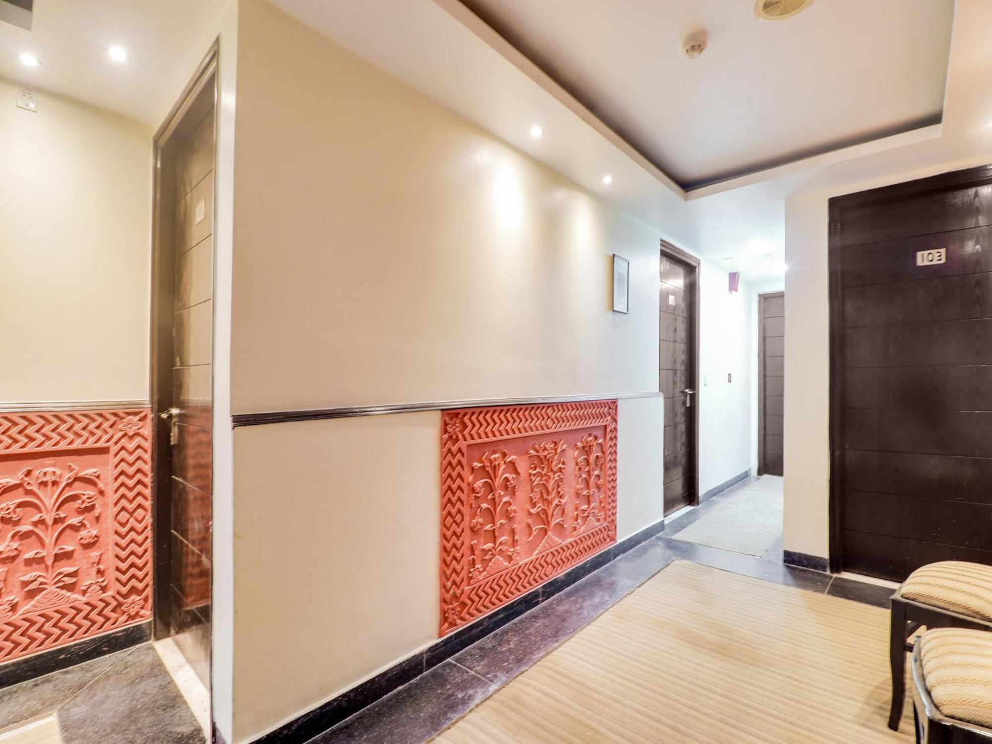 Oyo Flagship Hotel Rudra Palace Agra  Esterno foto